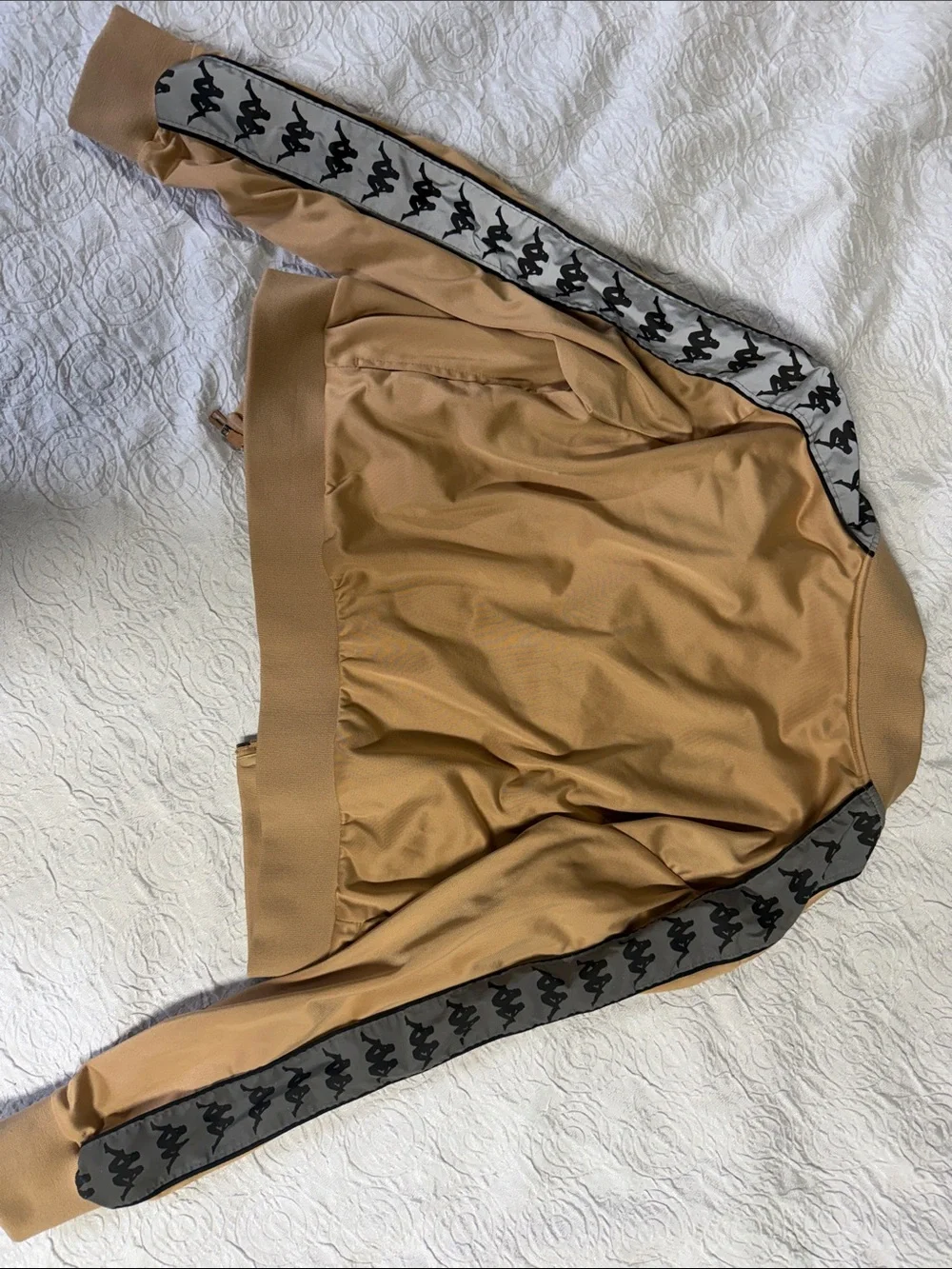 Kappa lightweight tan